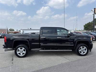 2015 GMC Sierra 2500 Denali   - Photo 9 - South Sioux City, NE 68776
