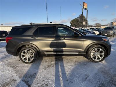 2020 Ford Explorer Platinum   - Photo 6 - South Sioux City, NE 68776