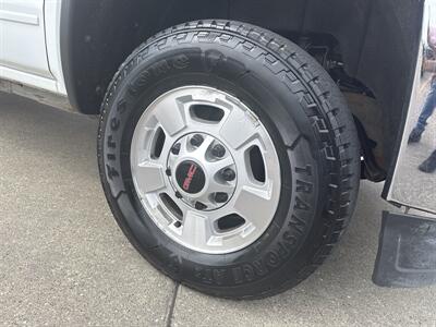 2015 GMC Sierra 2500 SLE   - Photo 13 - South Sioux City, NE 68776