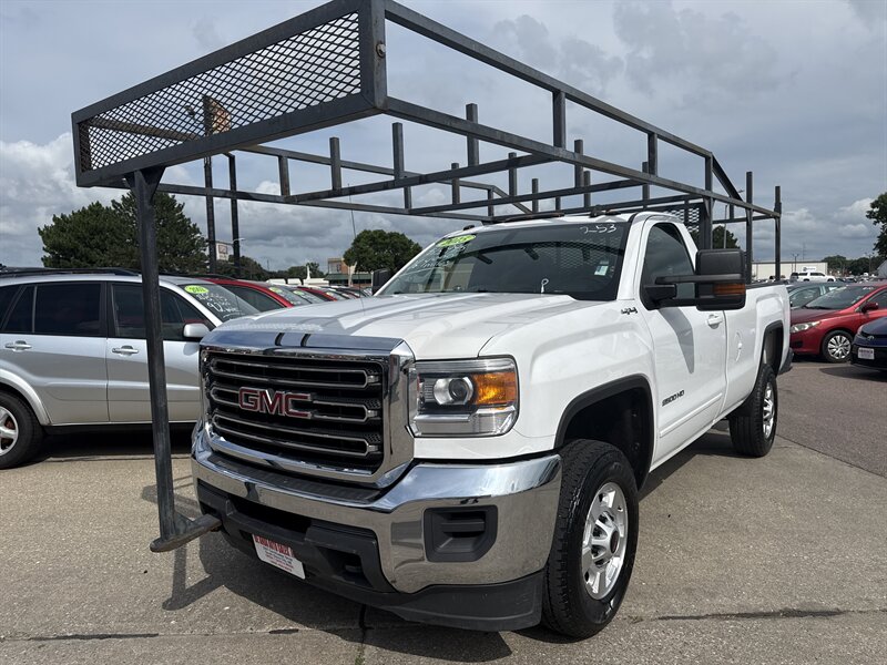 2015 GMC Sierra 2500 SLE - Photo 1 - South Sioux City, NE 68776