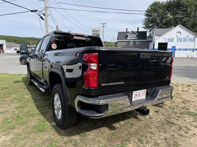 2020 Chevrolet Silverado 2500 LT   - Photo 4 - Fitchburg, MA 01420