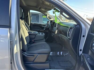 2019 Chevrolet Silverado 1500 LT   - Photo 14 - Fitchburg, MA 01420