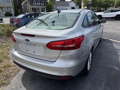 2015 Ford Focus SE   - Photo 5 - Fitchburg, MA 01420