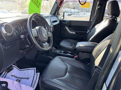 2018 Jeep Wrangler JK Unlimited Rubicon   - Photo 4 - Fitchburg, MA 01420