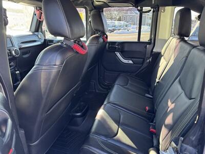 2018 Jeep Wrangler JK Unlimited Rubicon   - Photo 6 - Fitchburg, MA 01420
