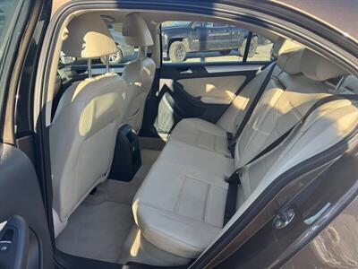 2013 Volkswagen Jetta SE PZEV   - Photo 5 - Fitchburg, MA 01420