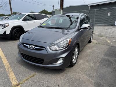 2013 Hyundai ACCENT SE   - Photo 1 - Fitchburg, MA 01420