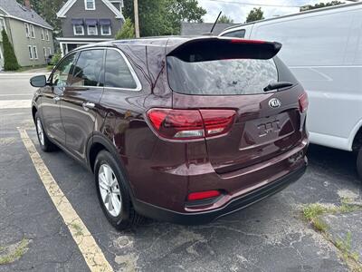2019 Kia Sorento LX   - Photo 4 - Fitchburg, MA 01420
