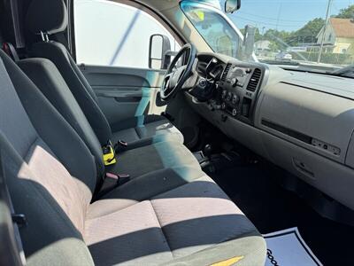2011 GMC Sierra 3500HD CC Work Truck   - Photo 5 - Fitchburg, MA 01420