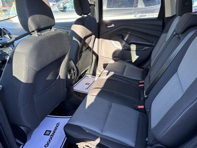 2019 Ford Escape SE   - Photo 3 - Fitchburg, MA 01420