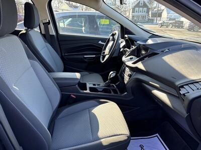 2019 Ford Escape SE   - Photo 7 - Fitchburg, MA 01420