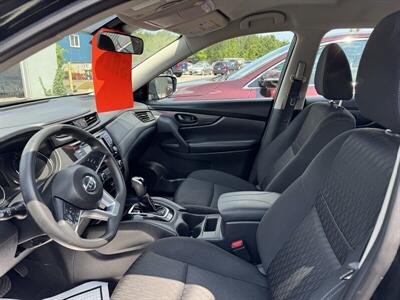 2020 Nissan Rogue S   - Photo 2 - Fitchburg, MA 01420