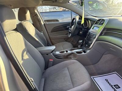 2015 Chevrolet Malibu LS   - Photo 14 - Fitchburg, MA 01420