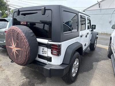 2016 Jeep Wrangler Willys Wheeler   - Photo 5 - Fitchburg, MA 01420