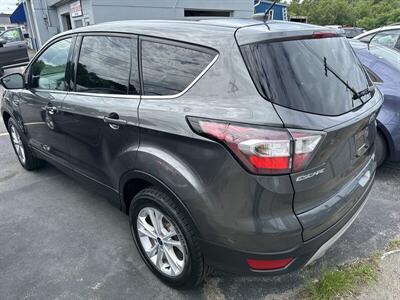 2017 Ford Escape SE   - Photo 4 - Fitchburg, MA 01420