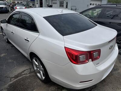2015 Chevrolet Malibu LTZ   - Photo 4 - Fitchburg, MA 01420