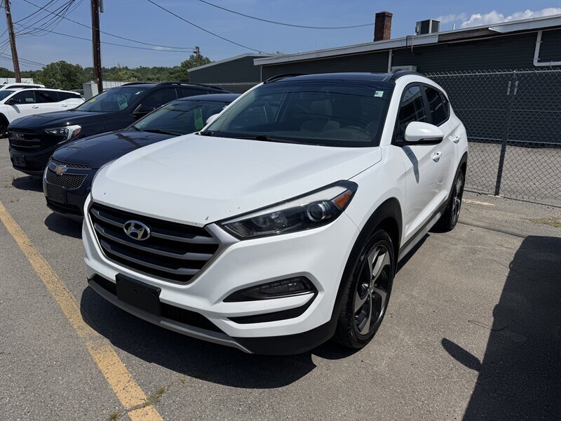 2018 Hyundai TUCSON Value - Photo 1 - Fitchburg, MA 01420