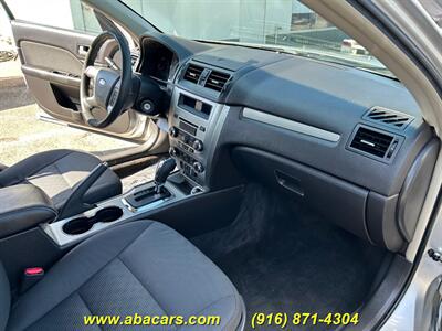 2011 Ford Fusion SE   - Photo 8 - Lincoln, CA 95648