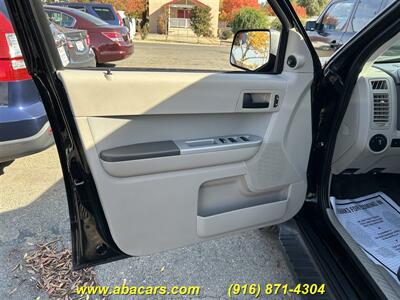 2012 Ford Escape XLT   - Photo 8 - Lincoln, CA 95648