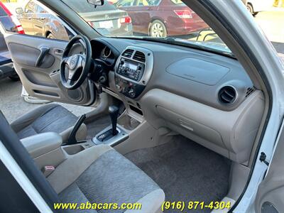 2002 Toyota RAV4   - Photo 7 - Lincoln, CA 95648