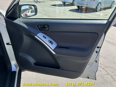 2003 Pontiac Vibe   - Photo 13 - Lincoln, CA 95648