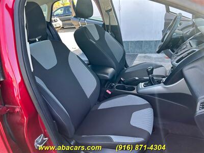 2012 Ford Focus SE   - Photo 17 - Lincoln, CA 95648