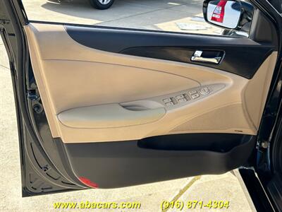 2013 Hyundai SONATA Limited   - Photo 8 - Lincoln, CA 95648