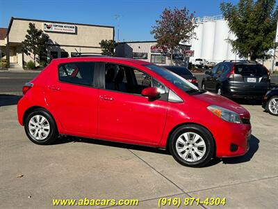 2013 Toyota Yaris 5-Door LE   - Photo 1 - Lincoln, CA 95648