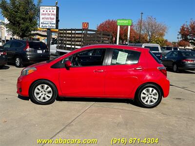 2013 Toyota Yaris 5-Door LE   - Photo 2 - Lincoln, CA 95648