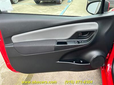 2015 Toyota Yaris 3-Door L - Photo 12 - Lincoln, CA 95648