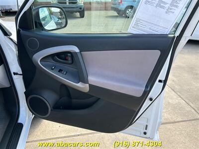 2006 Toyota RAV4 - Photo 4 - Lincoln, CA 95648