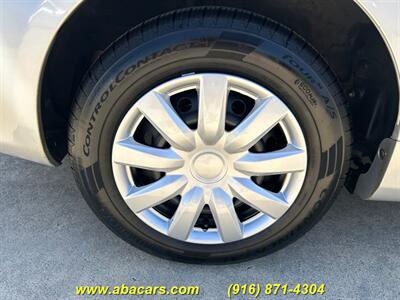 2010 Toyota Corolla LE   - Photo 3 - Lincoln, CA 95648