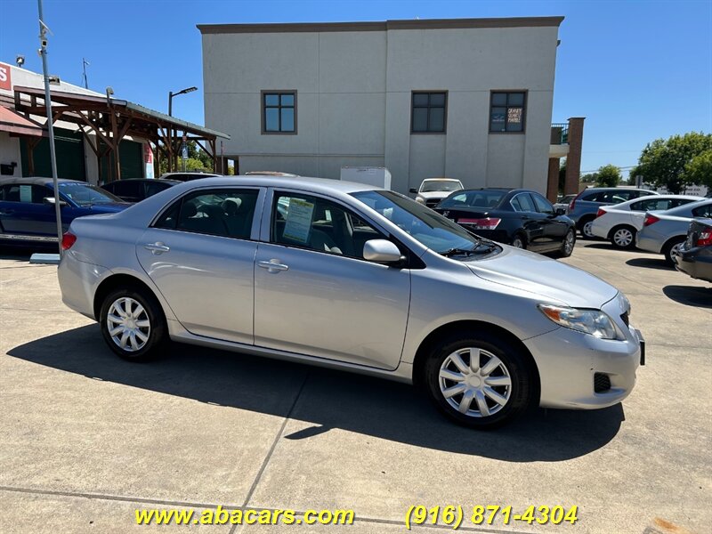 2010 Toyota Corolla LE  