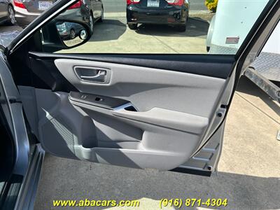 2016 Toyota Camry Hybrid SE   - Photo 16 - Lincoln, CA 95648