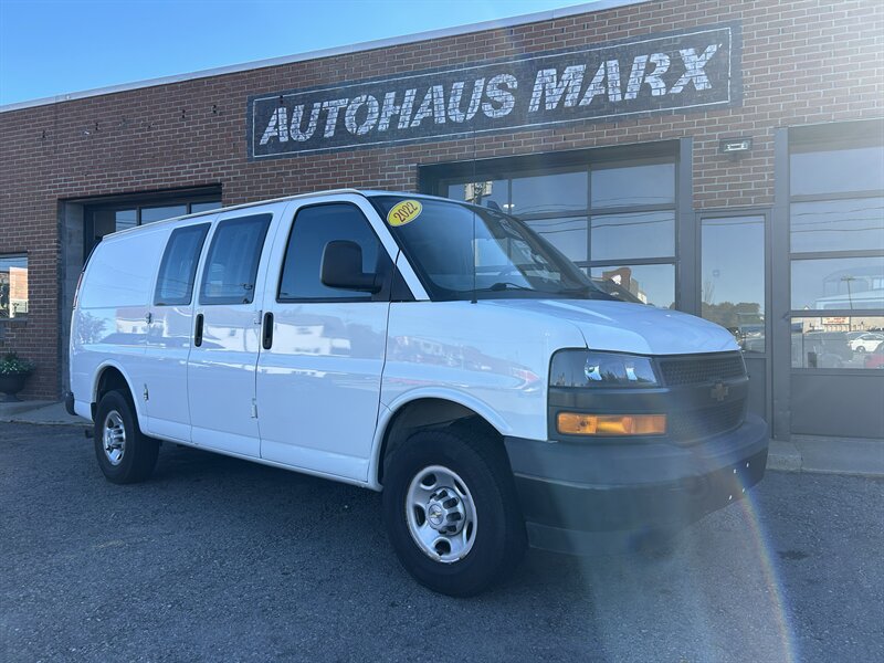 2022 Chevrolet Express 2500  