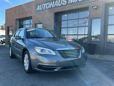 2012 Chrysler 200 Touring   - Photo 16 - Dartmouth, MA 02748