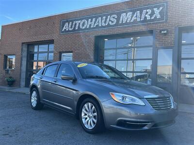 2012 Chrysler 200 Touring   - Photo 1 - Dartmouth, MA 02748