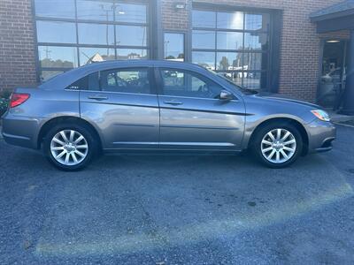 2012 Chrysler 200 Touring   - Photo 18 - Dartmouth, MA 02748