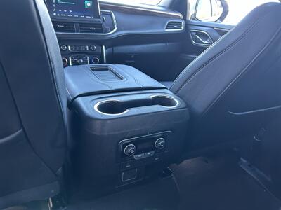 2023 Chevrolet Suburban LT   - Photo 15 - Dartmouth, MA 02748