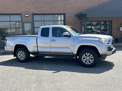 2018 Toyota Tacoma SR5 V6   - Photo 3 - Dartmouth, MA 02748