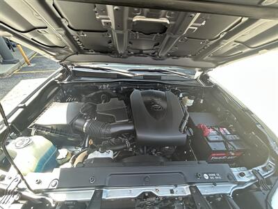 2018 Toyota Tacoma SR5 V6   - Photo 20 - Dartmouth, MA 02748