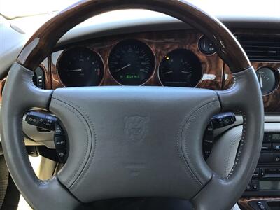 1997 Jaguar XK8   - Photo 14 - Dartmouth, MA 02748