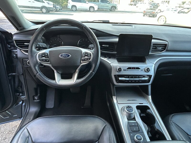 2021 Ford Explorer XLT - Photo 16