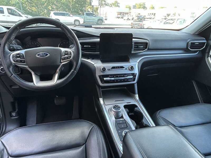2021 Ford Explorer XLT - Photo 17