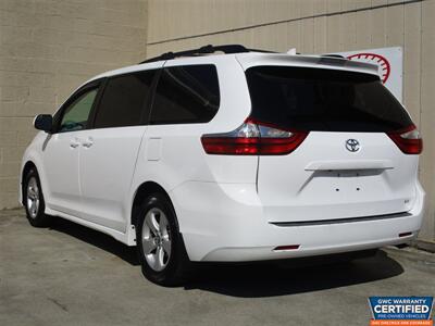 2018 Toyota Sienna LE 8-Passenger   - Photo 5 - Dartmouth, MA 02748