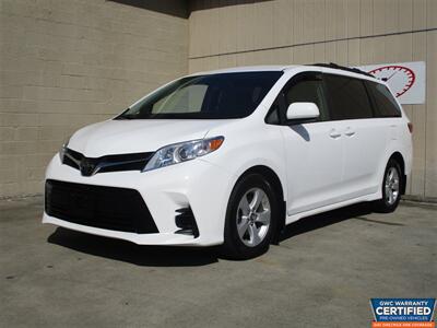 2018 Toyota Sienna LE 8-Passenger   - Photo 3 - Dartmouth, MA 02748