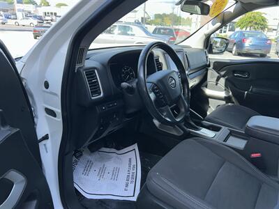 2023 Nissan Frontier SV   - Photo 15 - Dartmouth, MA 02748