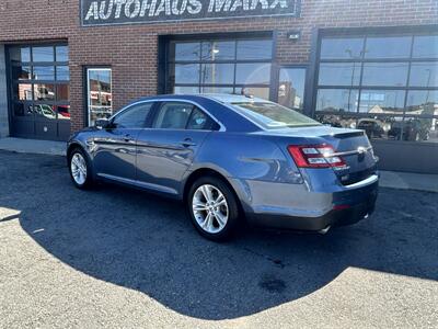 2018 Ford Taurus SEL   - Photo 13 - Dartmouth, MA 02748