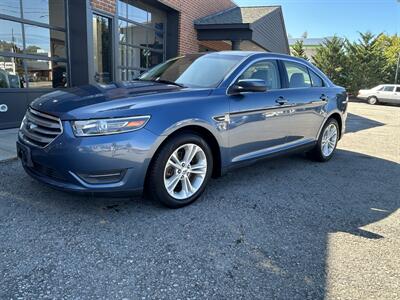 2018 Ford Taurus SEL   - Photo 15 - Dartmouth, MA 02748