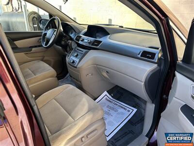 2015 Honda Odyssey LX   - Photo 17 - Dartmouth, MA 02748
